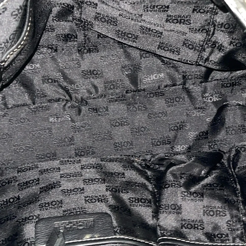 MICHAEL KORS Genuine Leather Large Soft Tote Shoulder Handbag. Very GUC w/COA - Picture 11 of 13